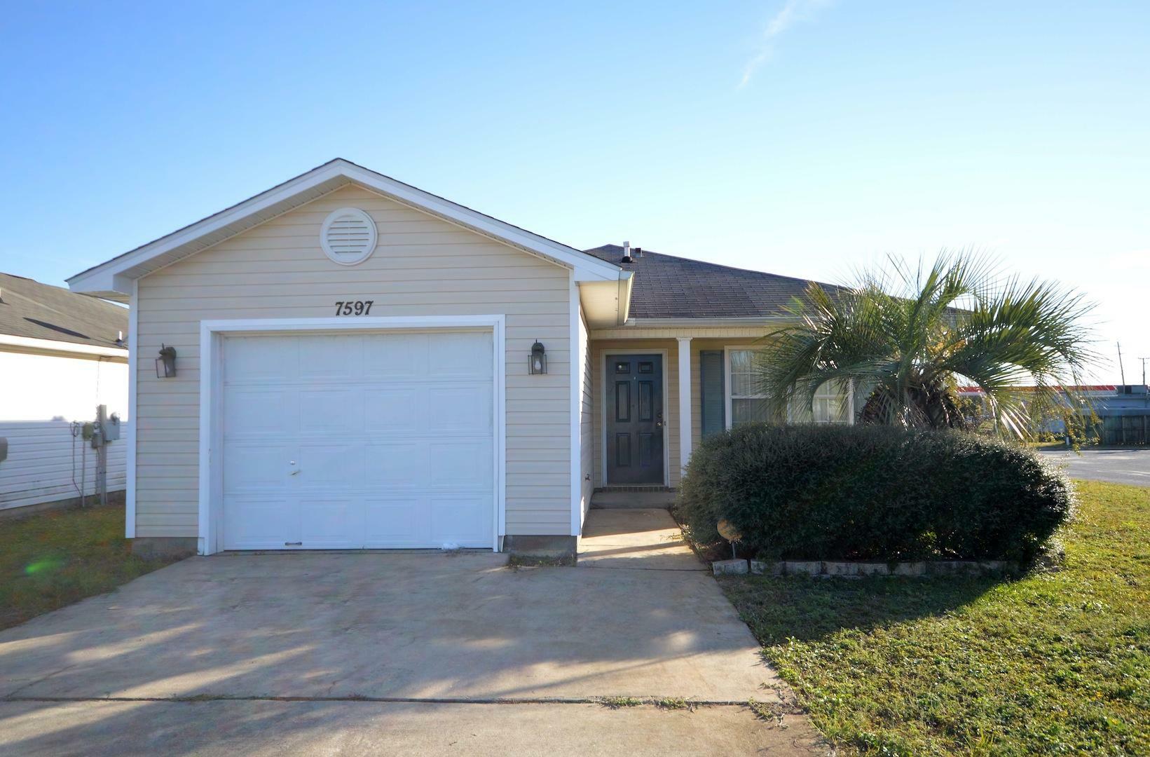 Property Photo:  7597 Chablis Circle  FL 32566 