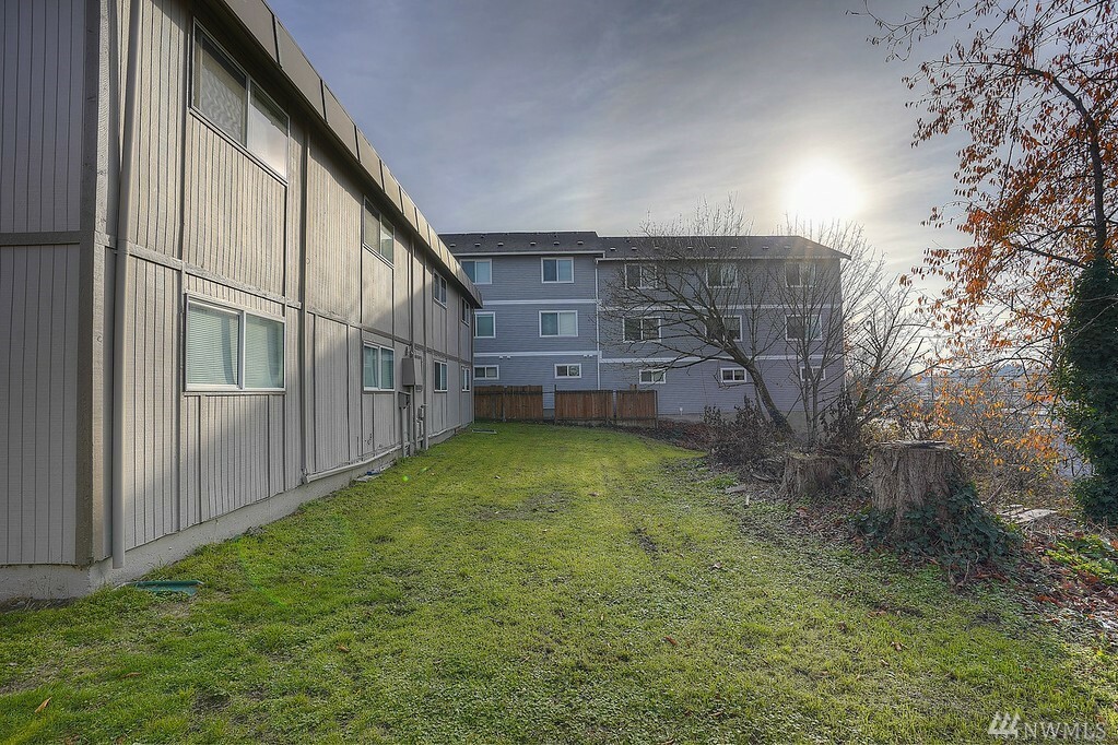 Property Photo:  4016 S Puget Sound Ave  WA 98409 