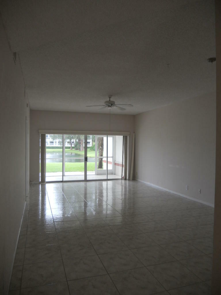 Property Photo:  125 Cypress Point Drive  FL 33418 