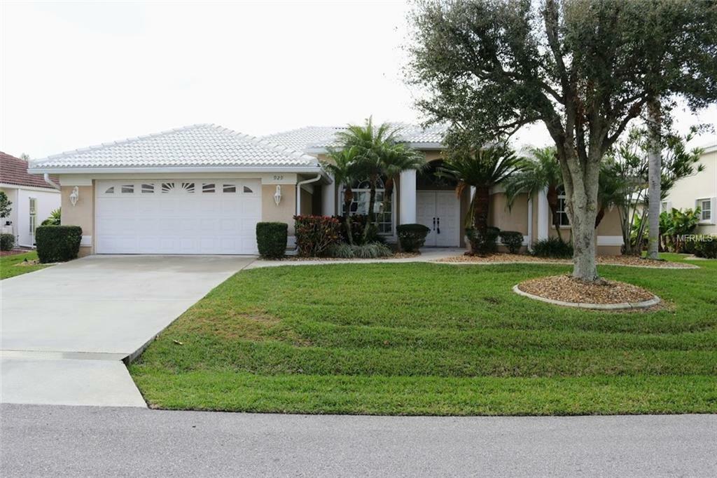 Property Photo:  929 Francesca Court  FL 33950 