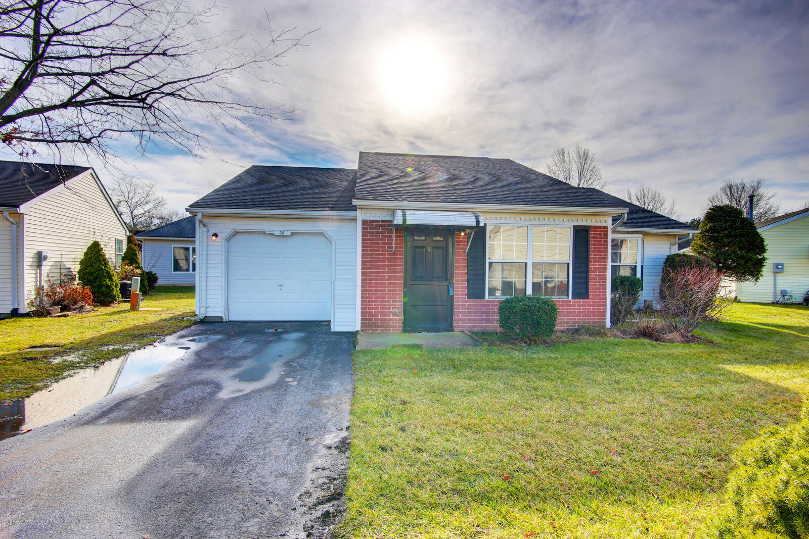 Property Photo:  36 Gatley Close  NJ 07728 