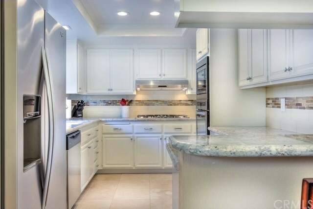 Property Photo:  24001 Catamaran Way 5  CA 92677 