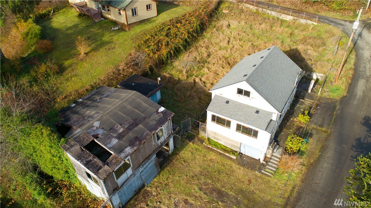 Property Photo: 909 Rayonier Ave WA 98550