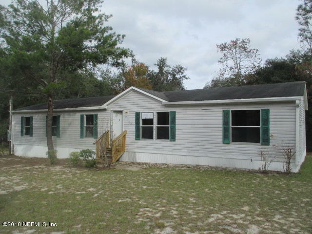 Property Photo:  5504 Campo Dr  FL 32656 