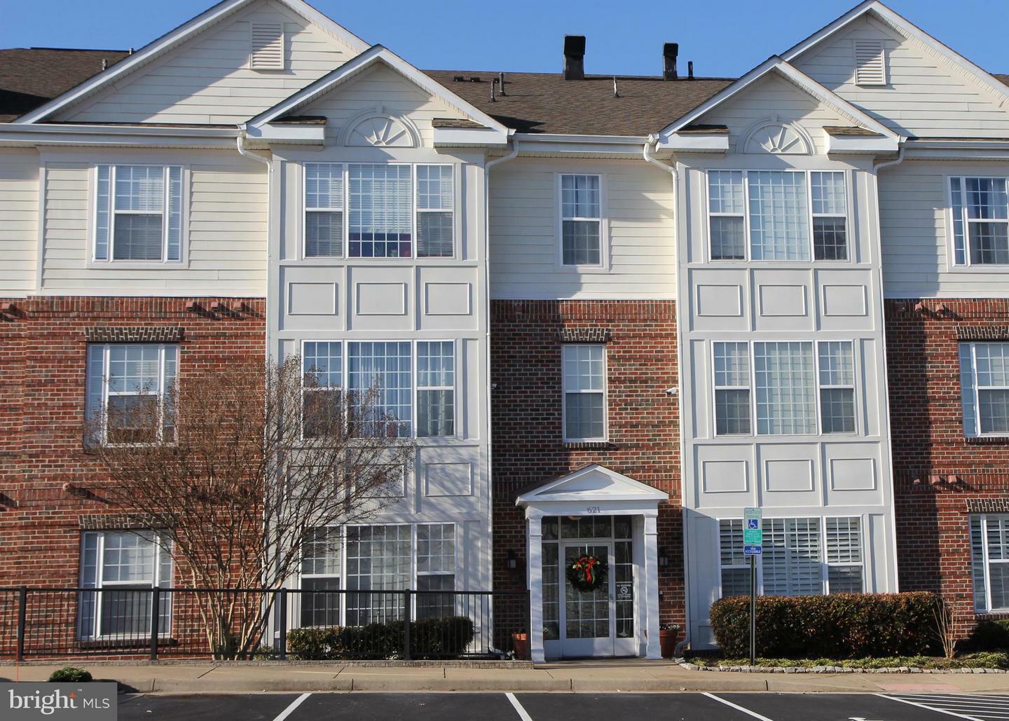 Property Photo:  621 Cobblestone Boulevard 308  VA 22401 