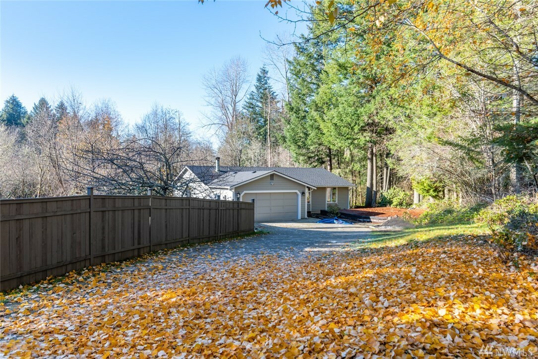 Property Photo:  7601 Tern Ct SE  WA 98513 