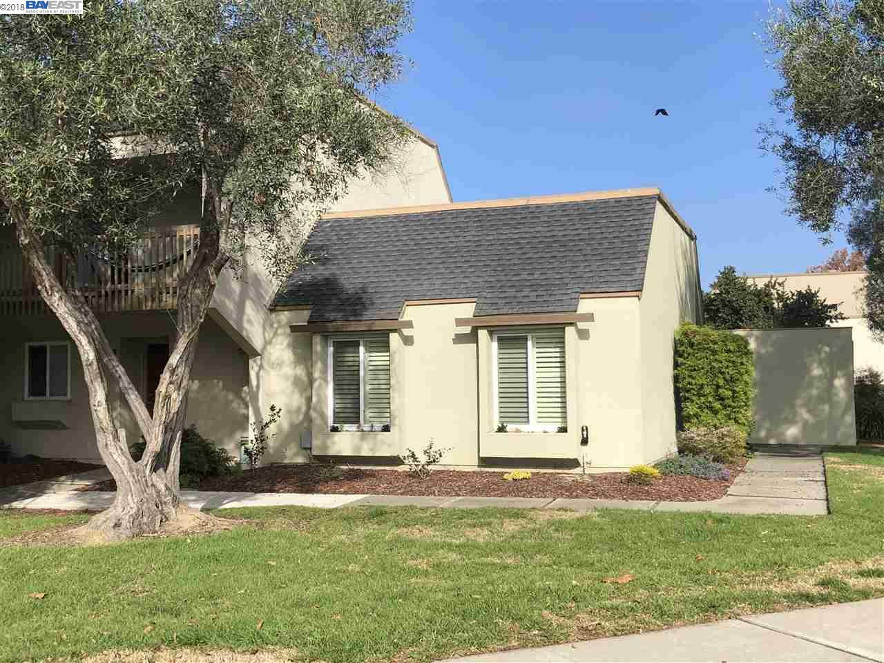 Property Photo:  3044 Cerro Vista  CA 94502 