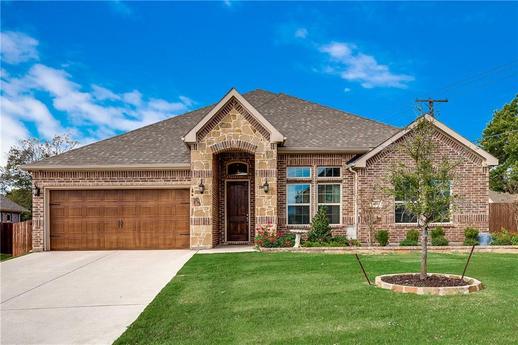 Property Photo:  401 Clear Creek Drive  TX 76063 