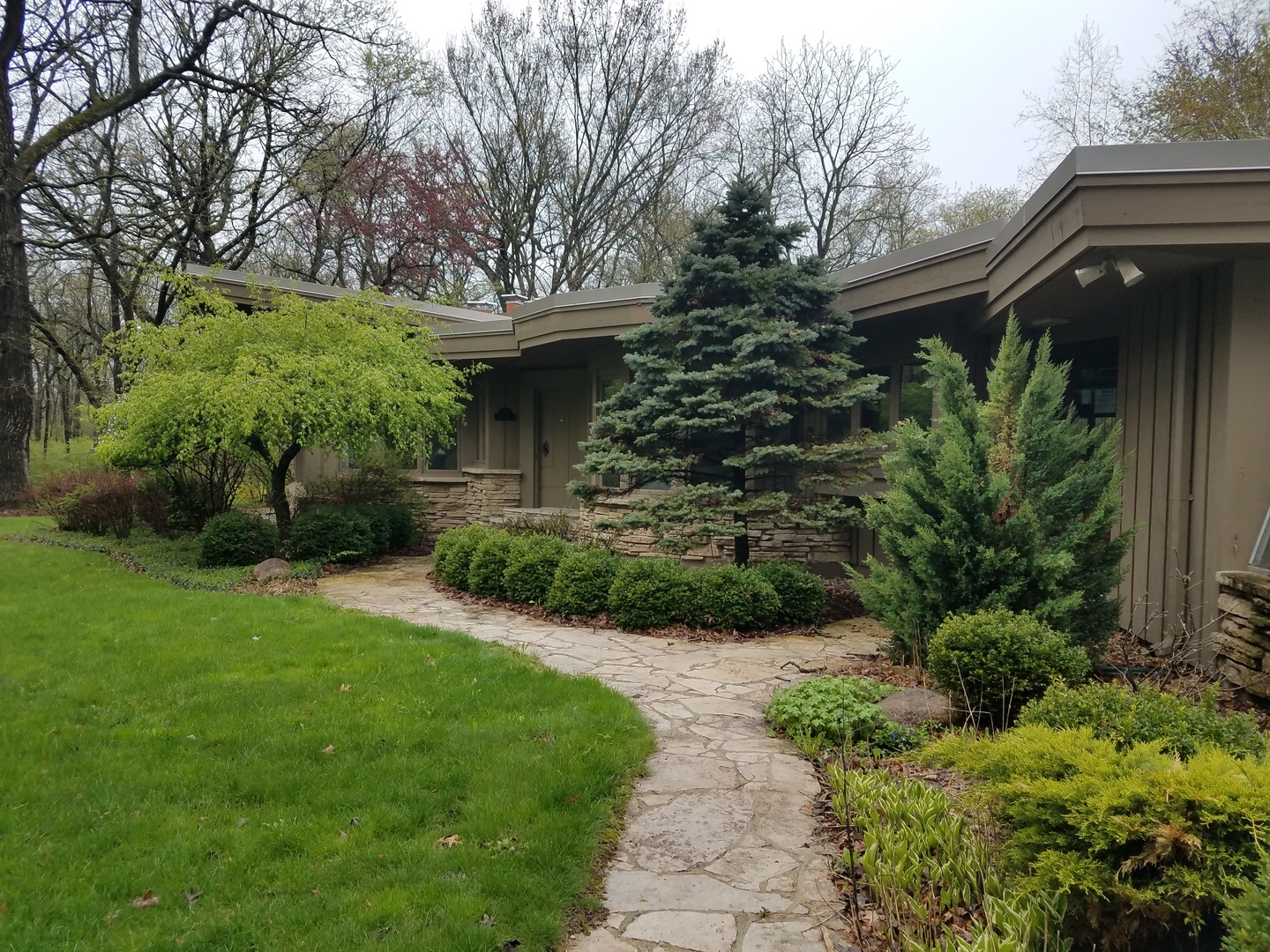 Property Photo:  276 Donlea Road  IL 60010 