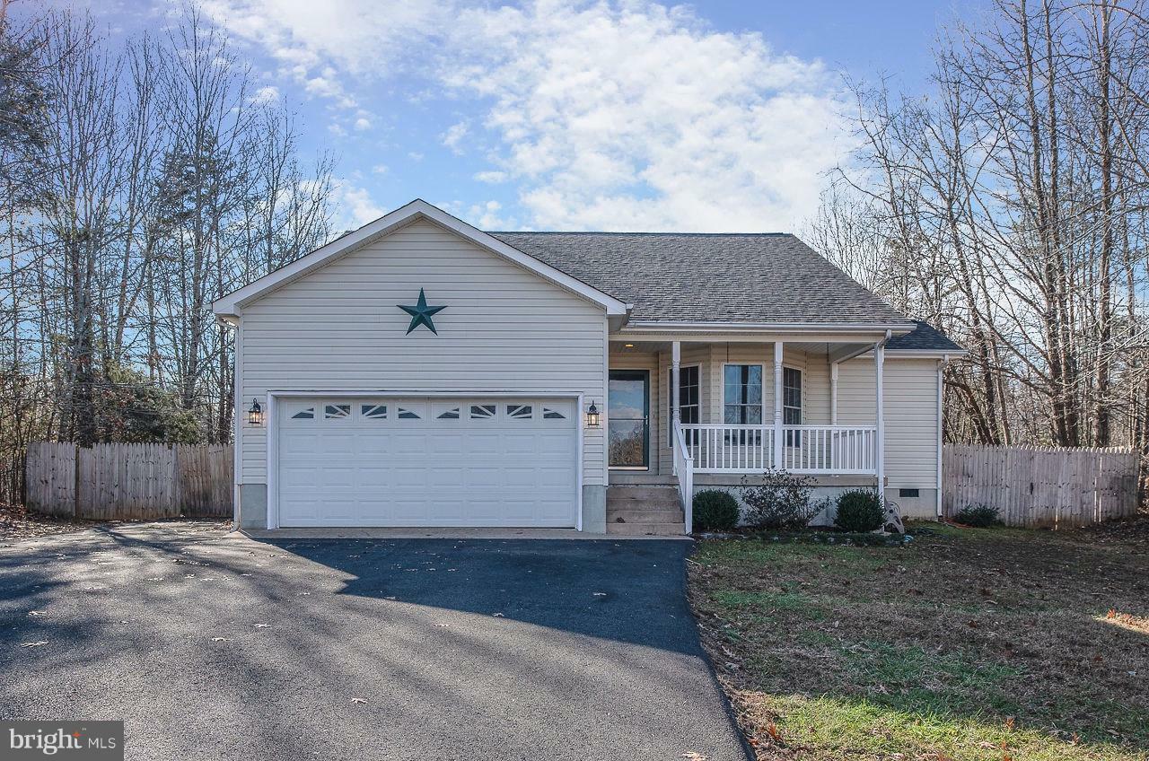 Property Photo:  4090 Mountain View Court  VA 22508 