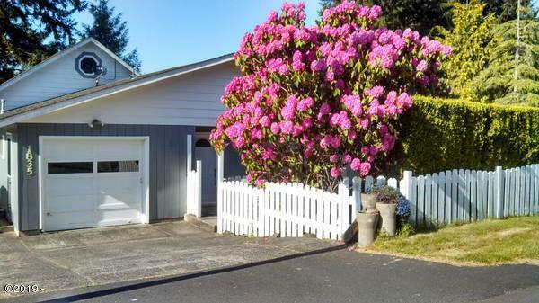 Property Photo:  1835 NE 18th St.  OR 97367 