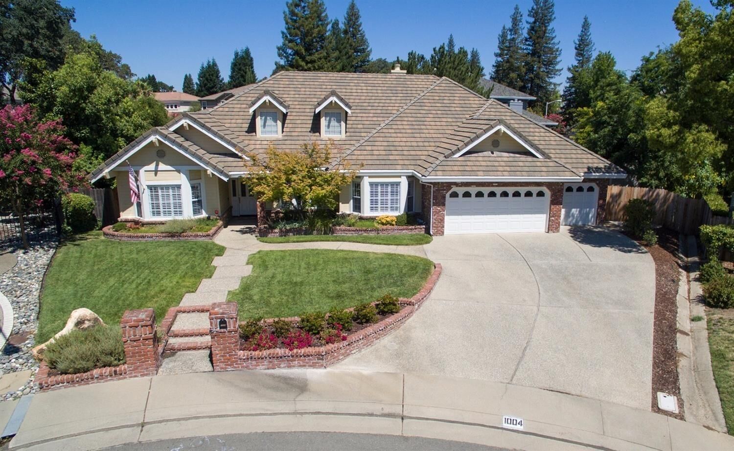 Property Photo:  1004 Chaffin Court  CA 95661 