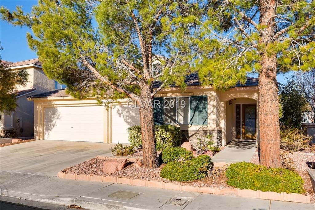 Property Photo:  271 New River Circle  NV 89052 