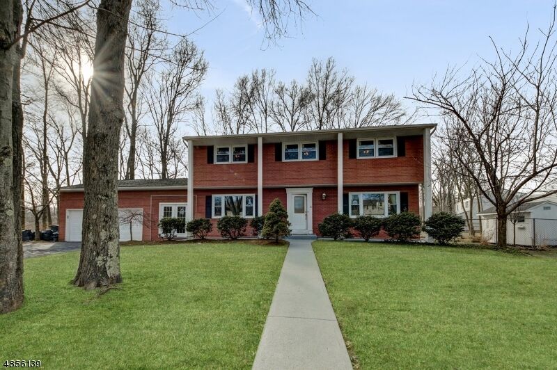 4 bed ParsippanyTroy Hills Twp. home for sale 8 Euclid Ter