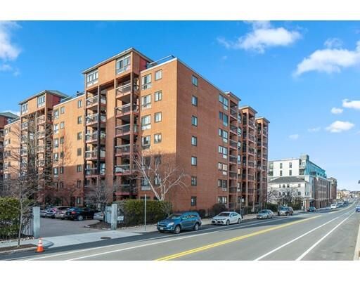 Property Photo:  60 Rantoul Street 315N  MA 01915 