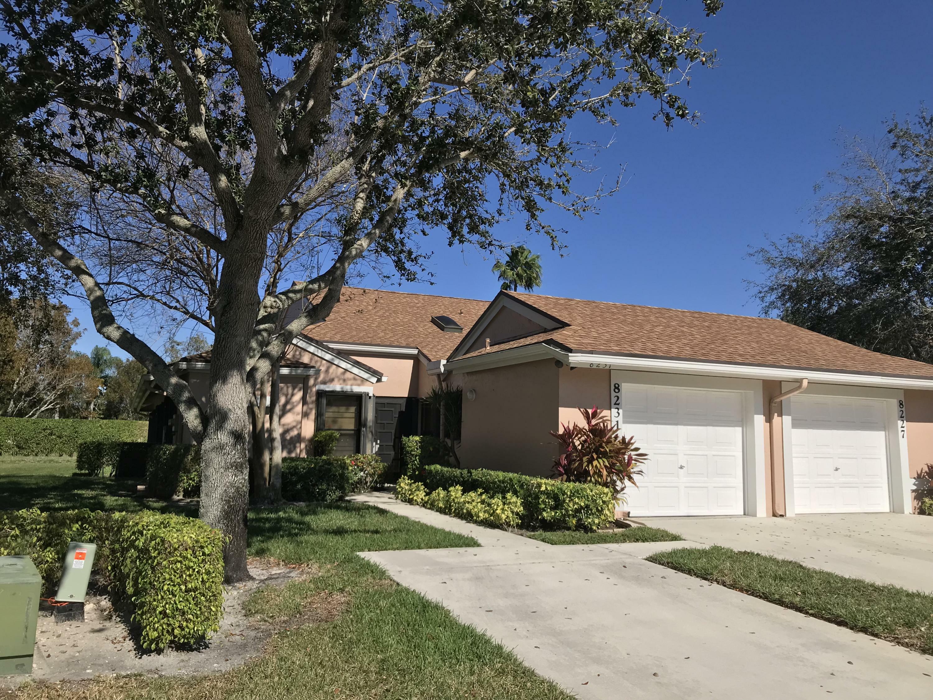 Property Photo:  8231 Springlake Drive  FL 33496 