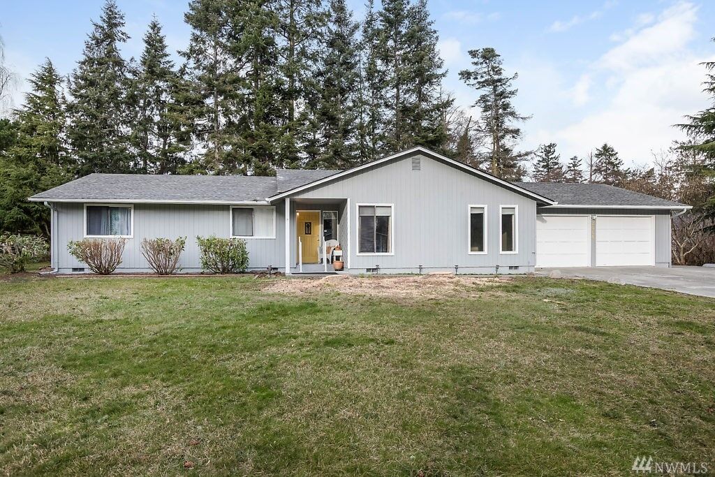 Property Photo: 2068 Barque Rd WA 98277