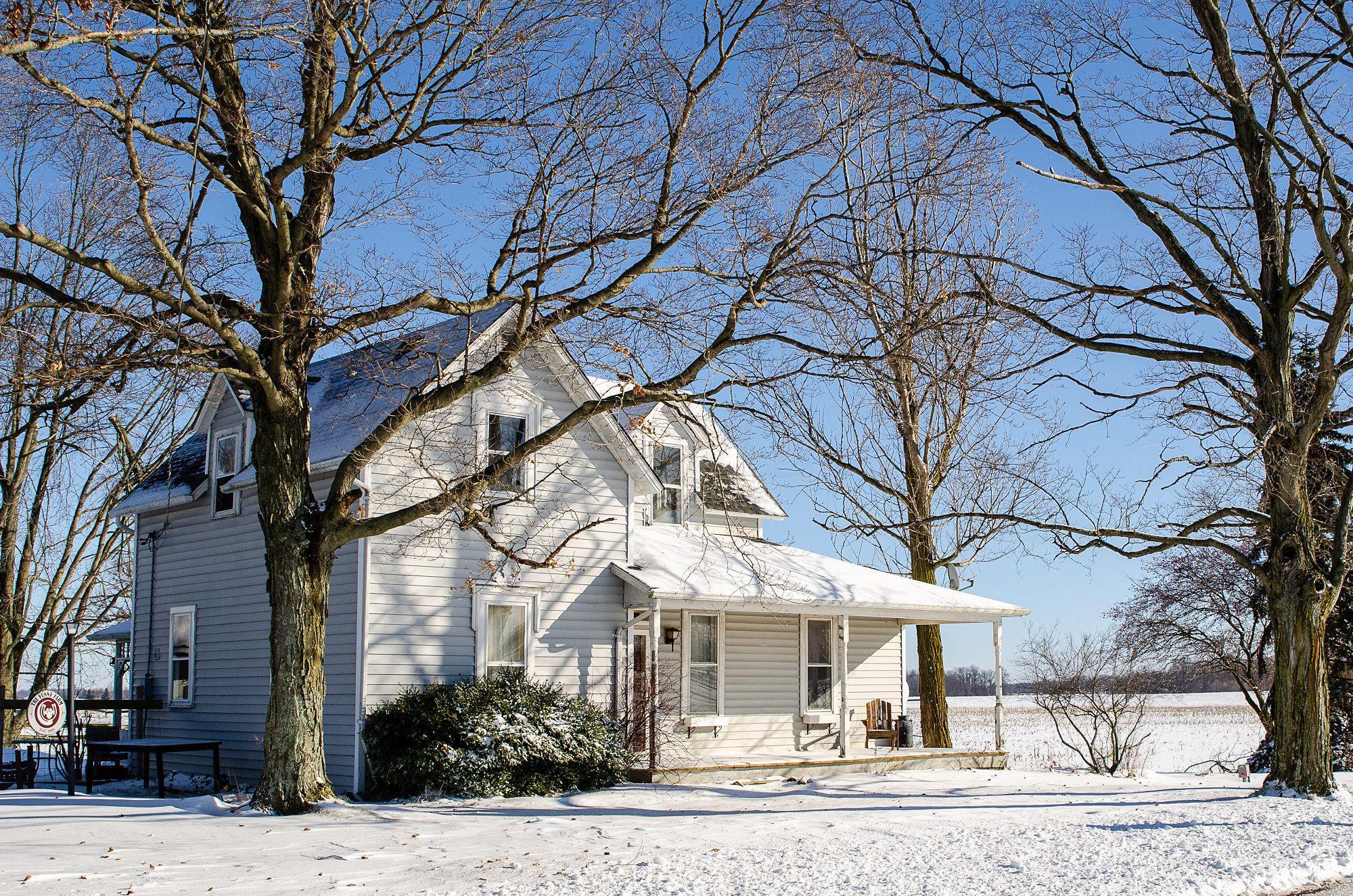Property Photo: 21460 Springdale Road OH 43040