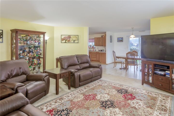 Property Photo: 17916 97th Lane E WA 98375