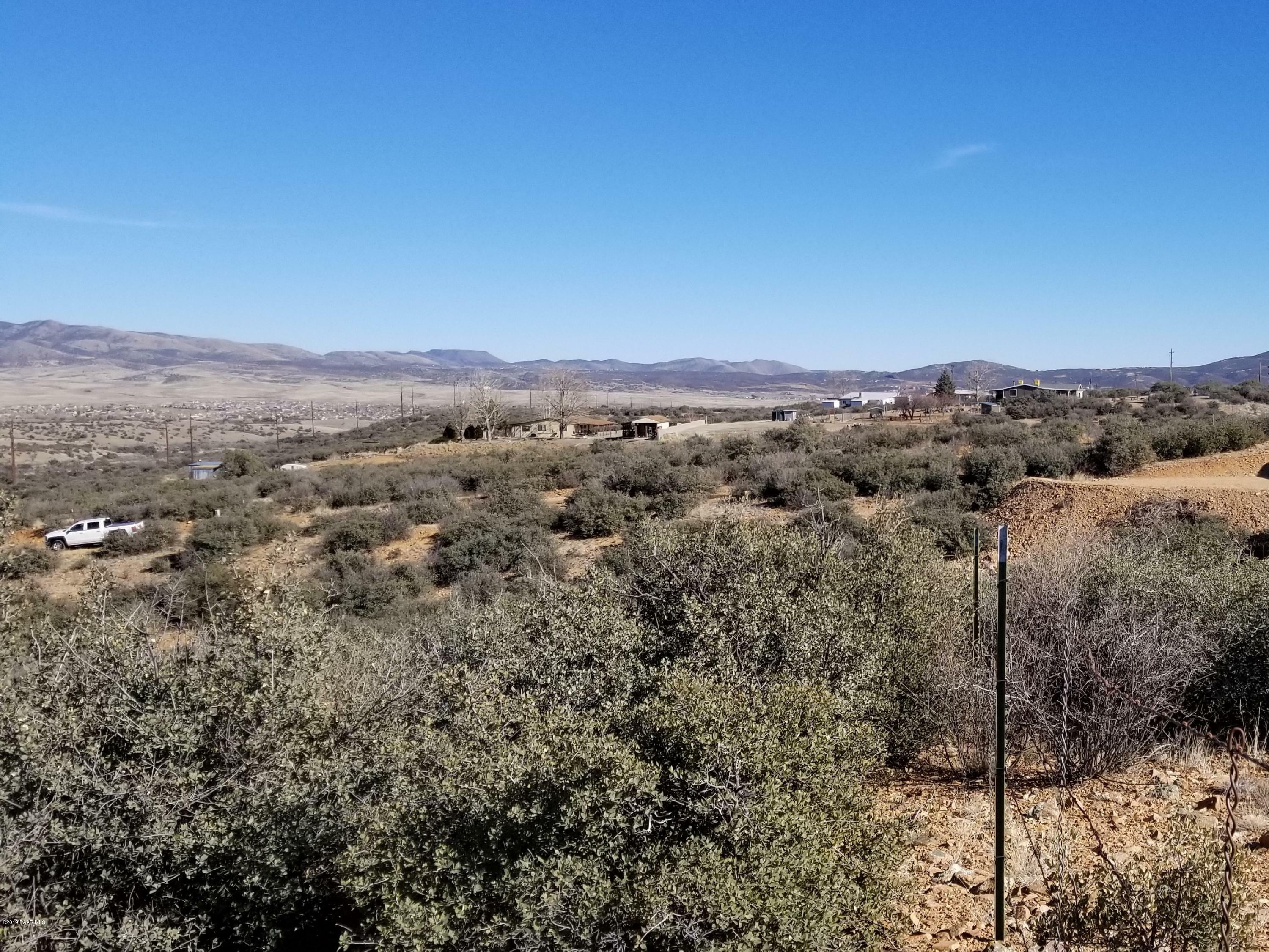 Property Photo:  110 S Beetlebug Pass  AZ 86327 