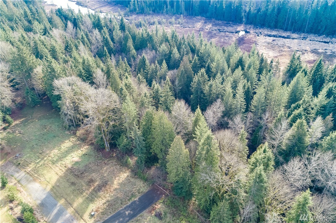 Property Photo:  8120 194th Dr SE  WA 98290 