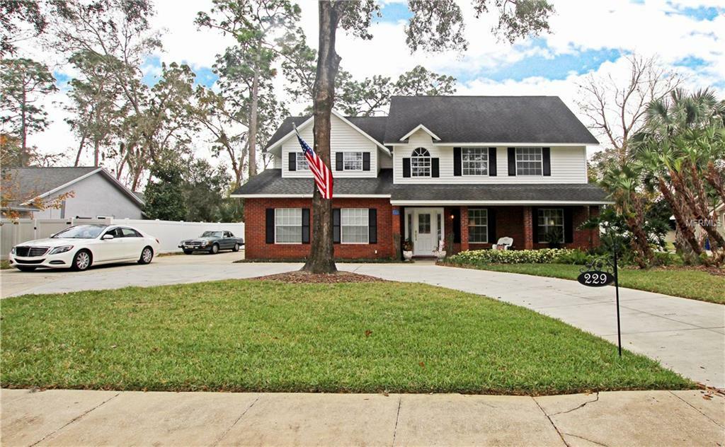 Property Photo: 229 Main Road FL 32746