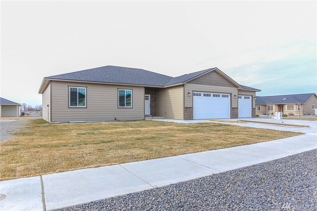 500 S Crane Lane  Moses Lake WA 98837 photo