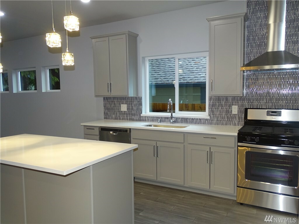 Property Photo: 6230 S Bell St WA 98408