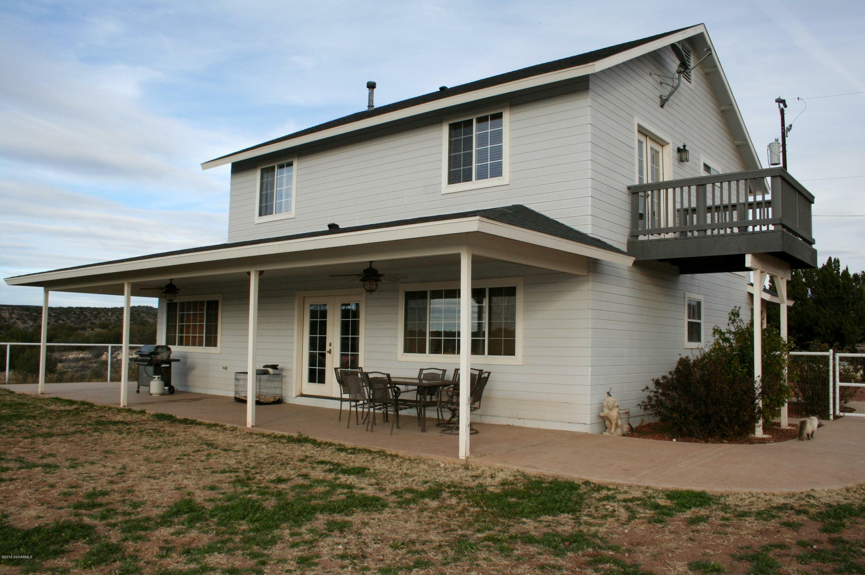 Property Photo:  5008 Goss Rd  AZ 86335 