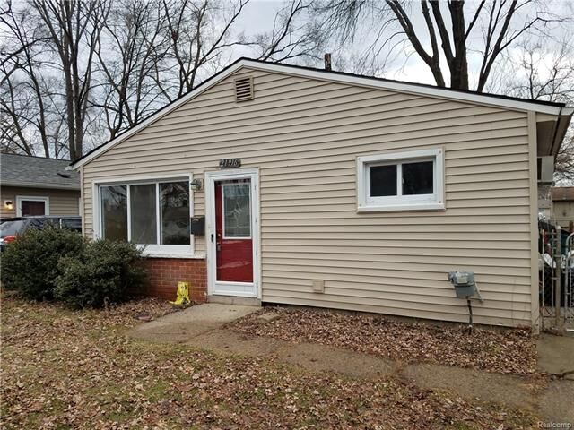 Property Photo:  21916 Blackstone Street  MI 48237 