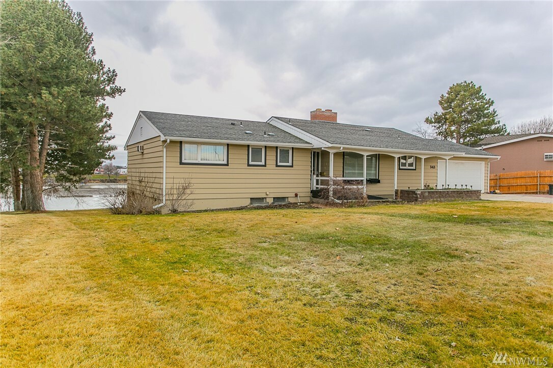 Property Photo:  343 W Northshore Dr  WA 98837 