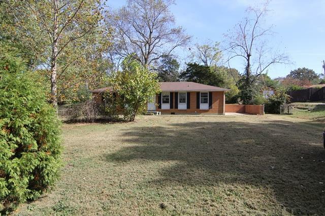 Property Photo:  218 Peggy Dr  TN 37042 