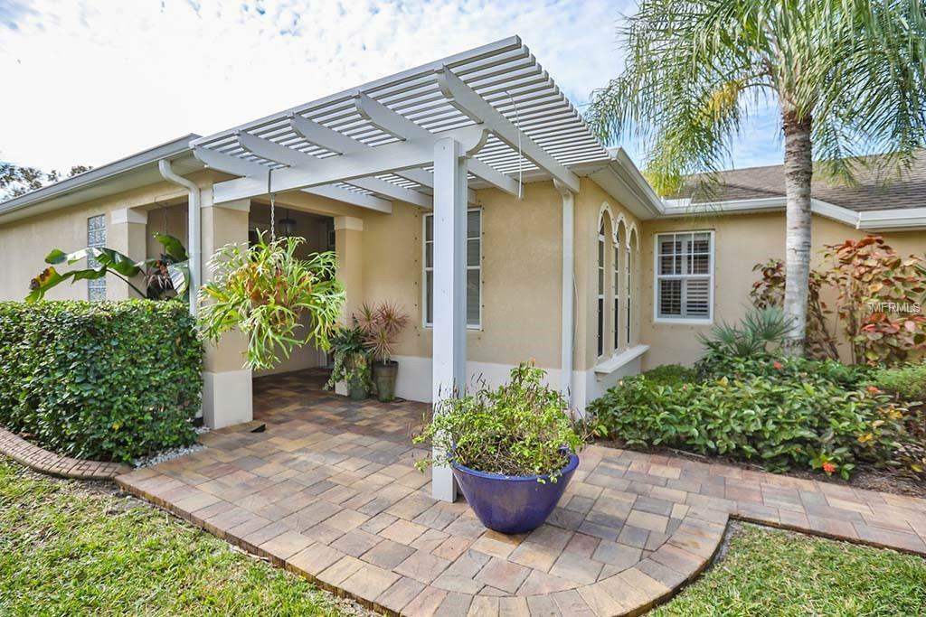 Property Photo:  714 Camellia Green Drive  FL 33573 