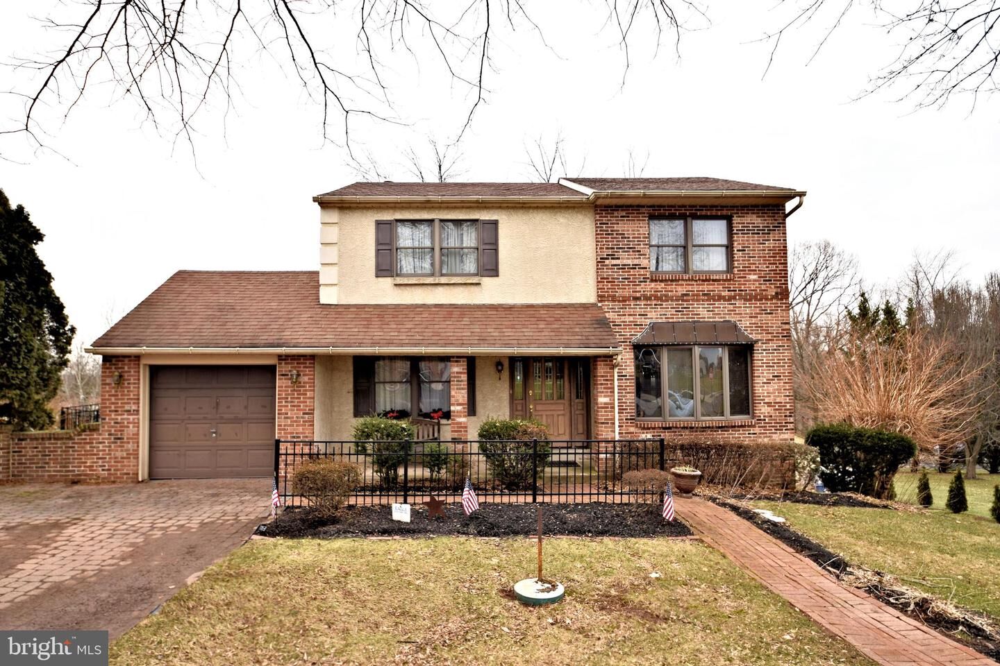 Property Photo:  4 Cochise Lane  PA 19468 