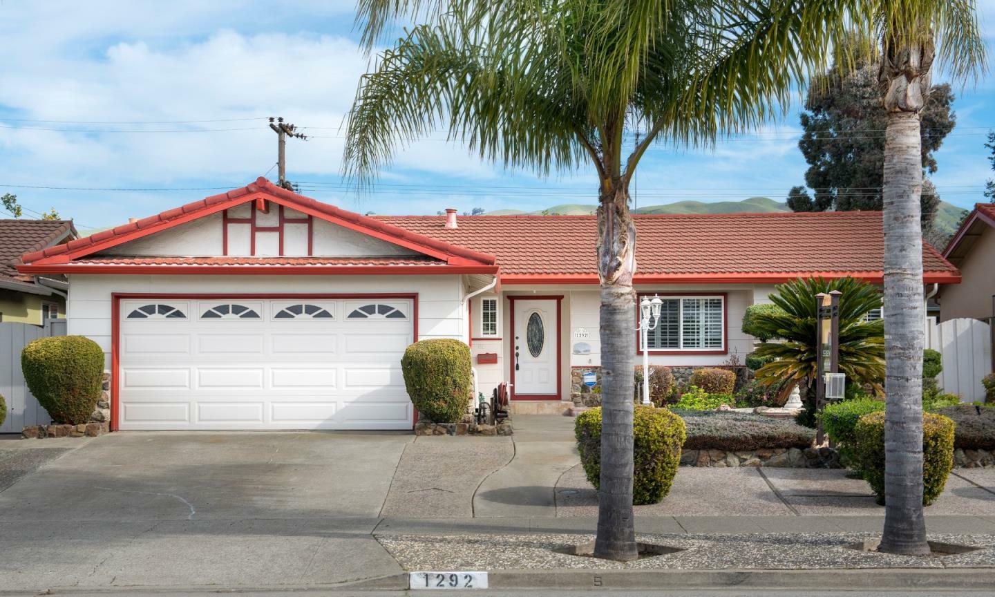 Property Photo: 1292 Matterhorn Drive CA 95132