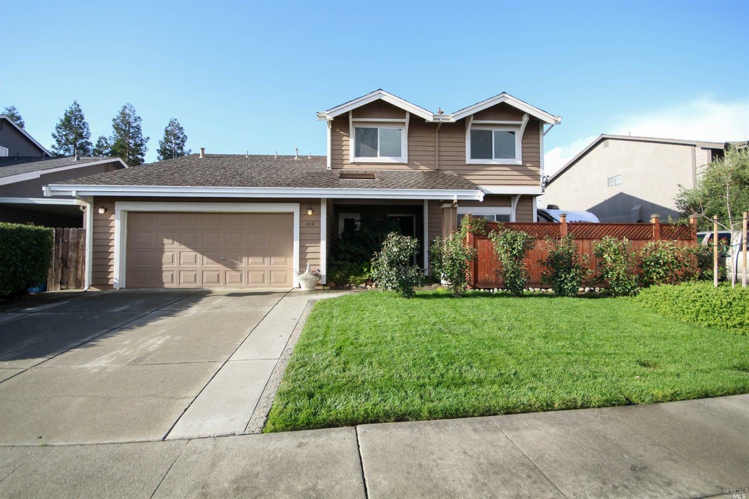 Property Photo: 692 Shannon Drive CA 95688