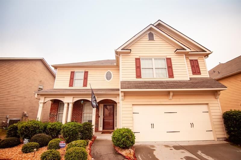 Property Photo:  7332 Blue Jay Way   30291 