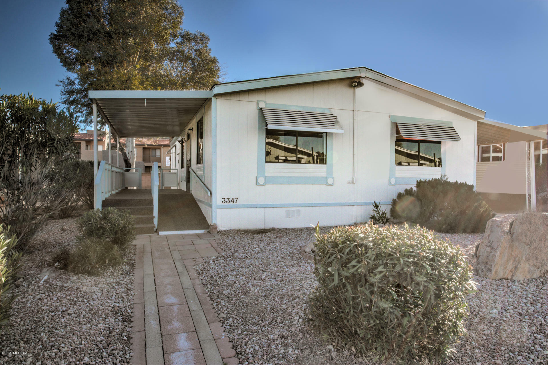 Property Photo:  3347 W Grovesnor Place  AZ 85746 