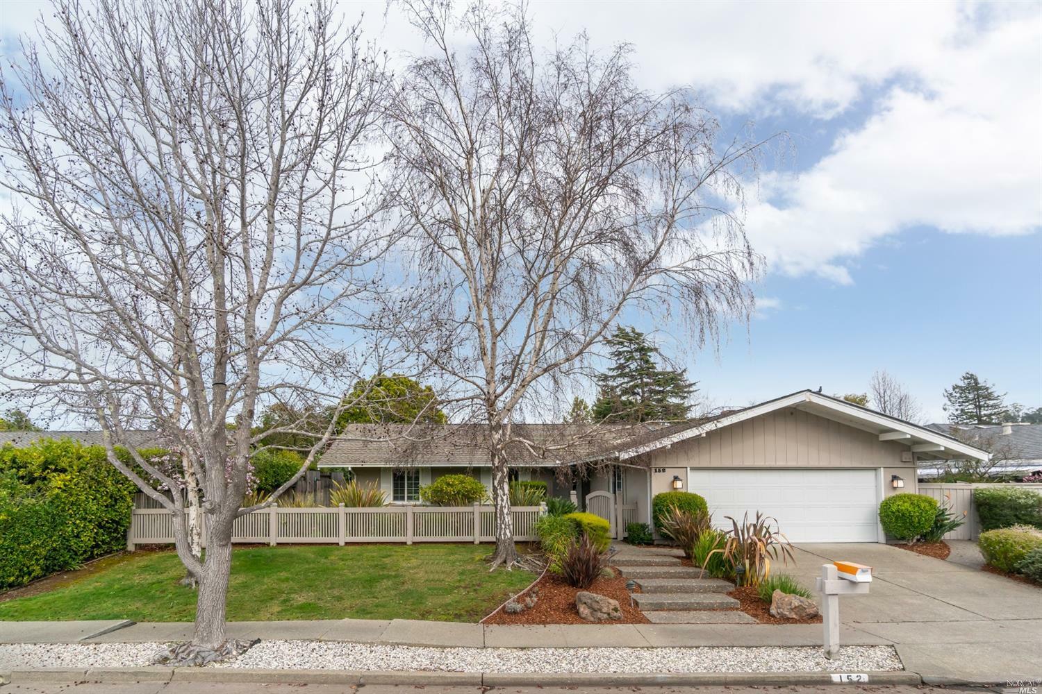 Property Photo: 152 Riviera Drive CA 94901