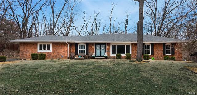 Property Photo: 11534 Templar Drive 63141