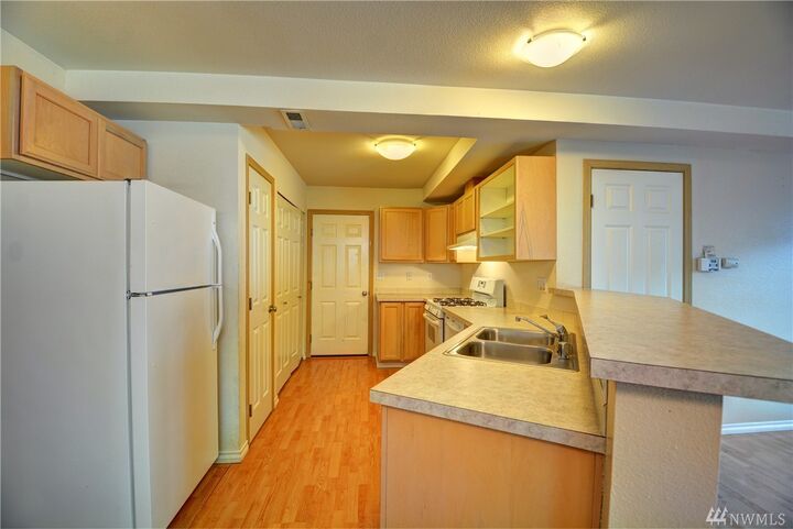 Property Photo: 9617 16th Dr W WA 98204