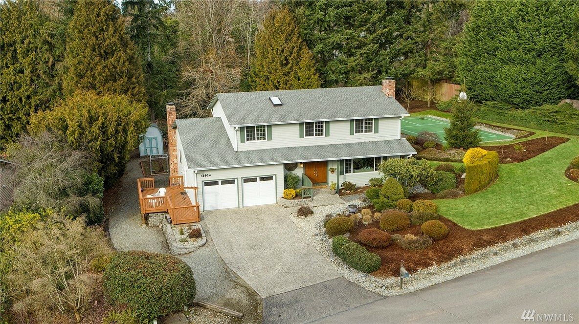 Property Photo:  13704 SE 3rd Place  WA 98005 