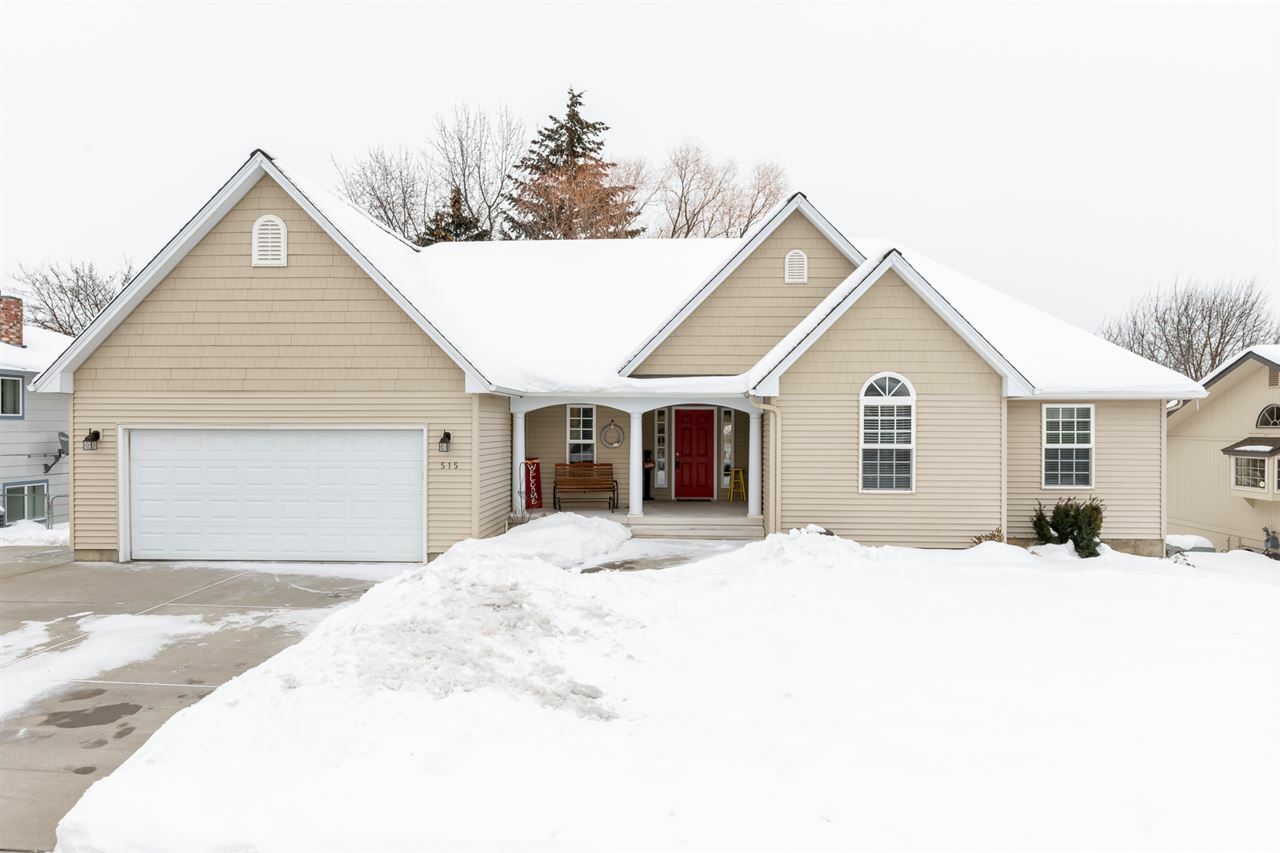 Property Photo: 515 Short St WA 99004