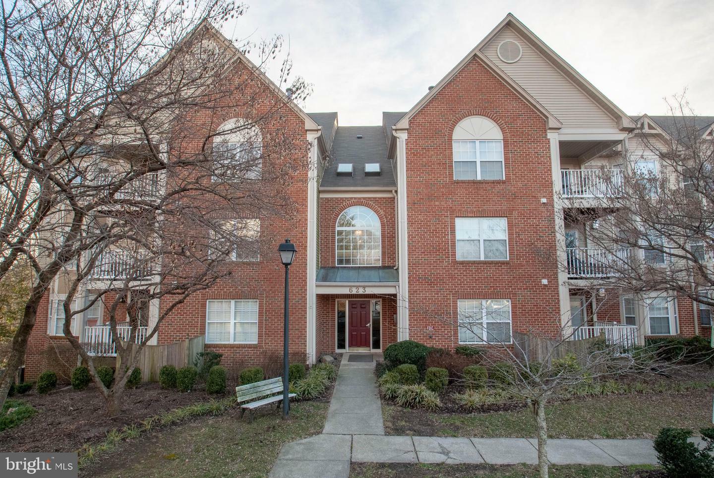 Property Photo:  623 Admiral Drive 204  MD 21401 