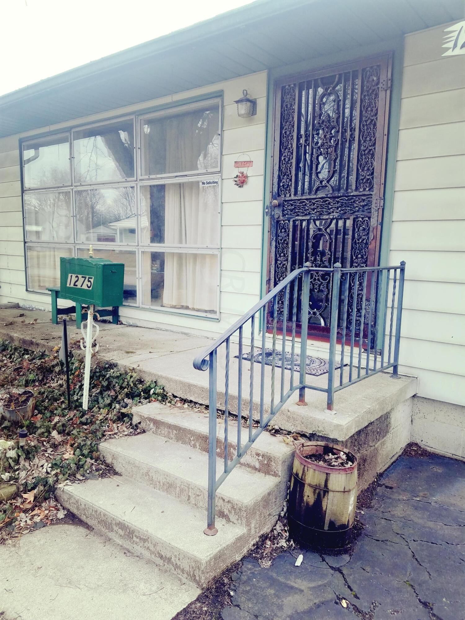 Property Photo: 1275 Thurston Drive OH 43227