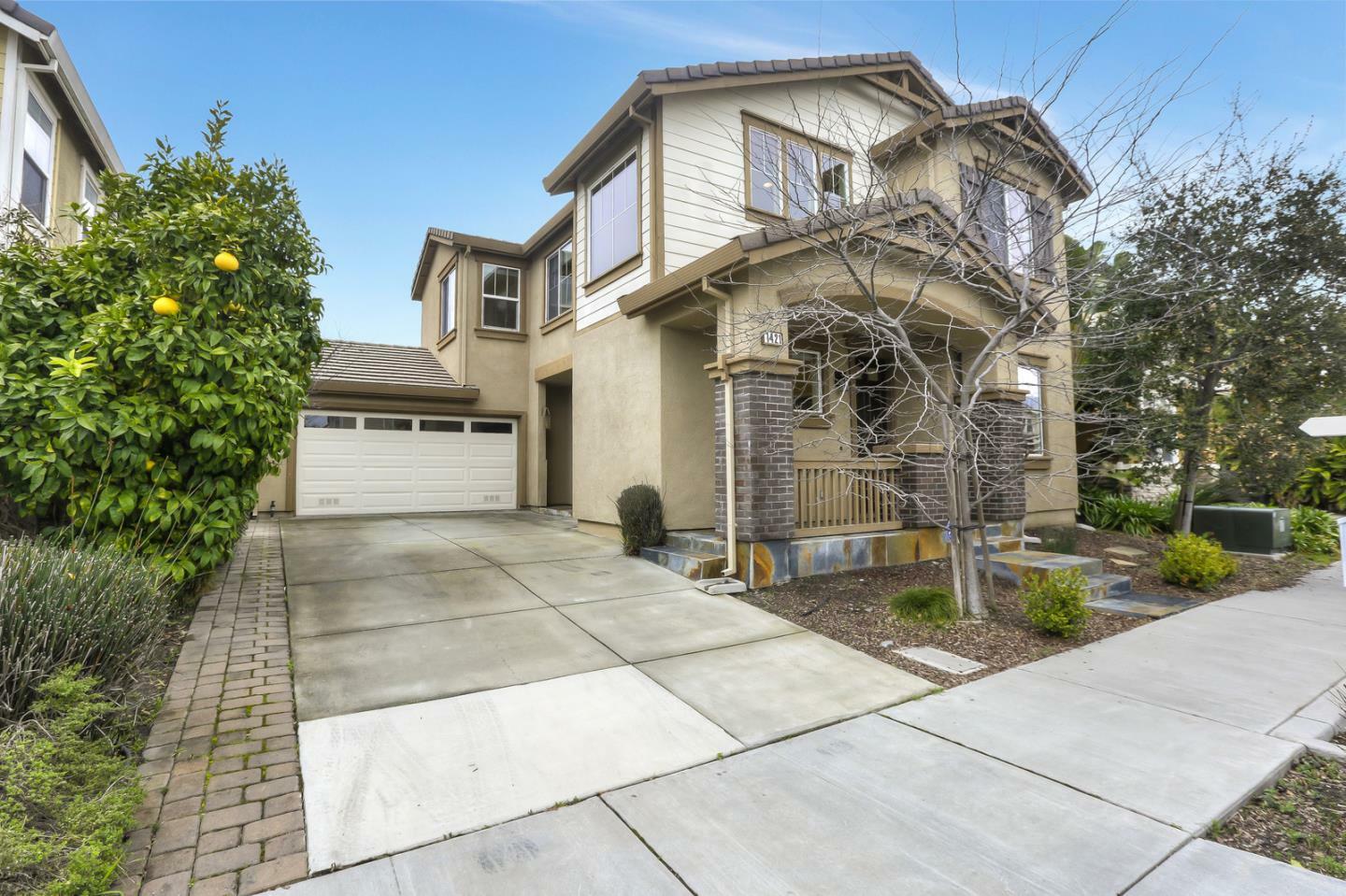 Property Photo:  1421 Rosemary Street  CA 94025 