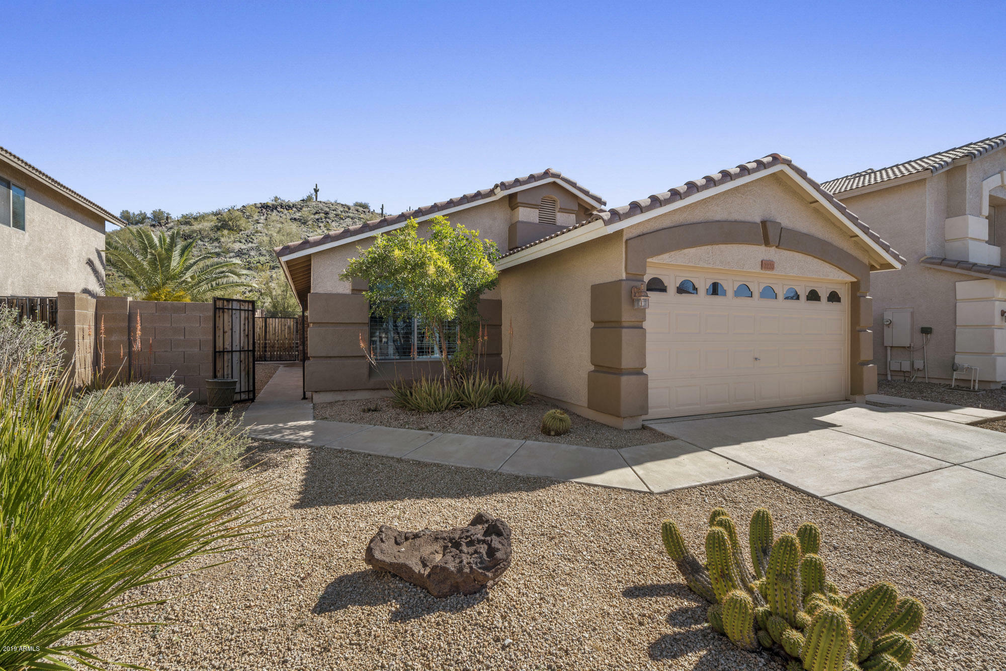 Property Photo:  2220 E Heston Drive  AZ 85024 