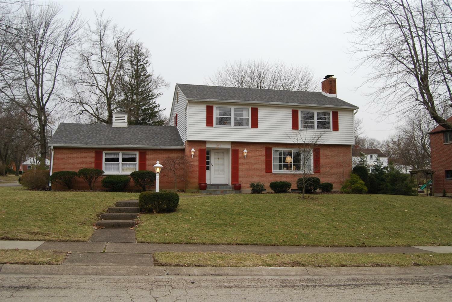 Property Photo:  3306 Hampton Place  OH 45042 