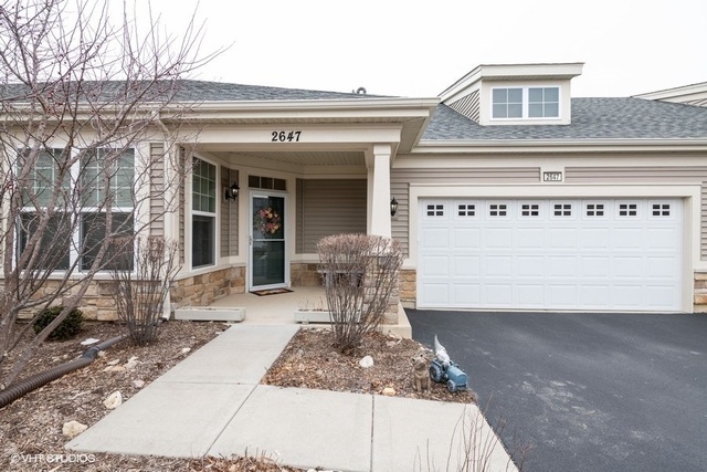 Property Photo:  2647 Camberley Circle  IL 60564 