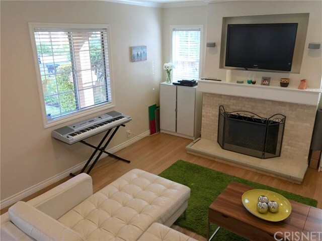 Property Photo: 5101 Enfield Avenue CA 91316